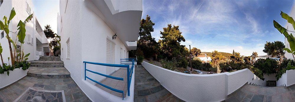 Christine Studios Poros Town Exterior photo